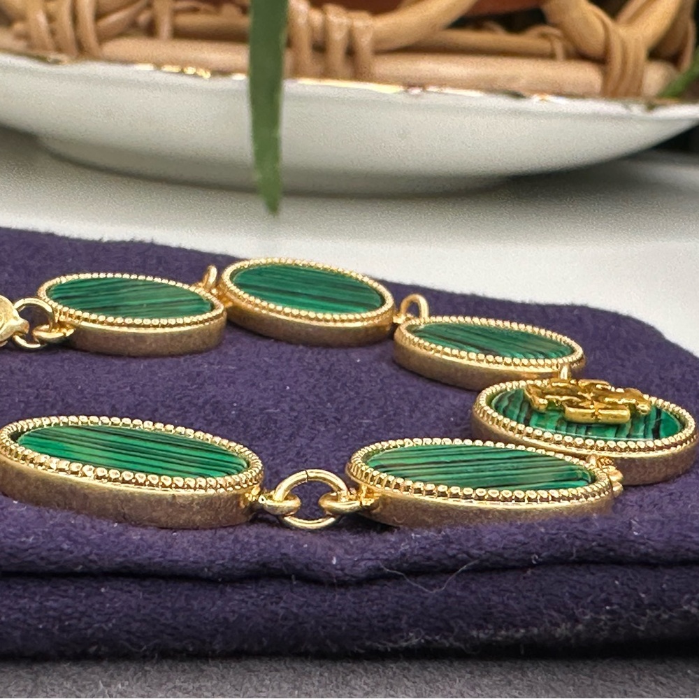 Tory Burch Malachite Link Bracelet Gold Green Logo Medallions Adjustable - Picture 4 of 6